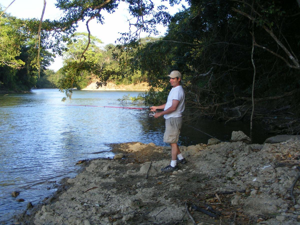 Lower Dover Jungle Lodge & Maya Ruins Unitedville Екстер'єр фото